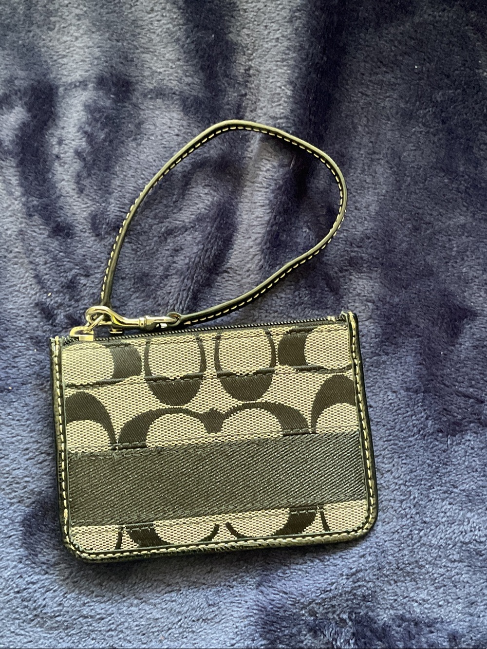 Coach Mini Skinny IDSignature Pattern- Black/White